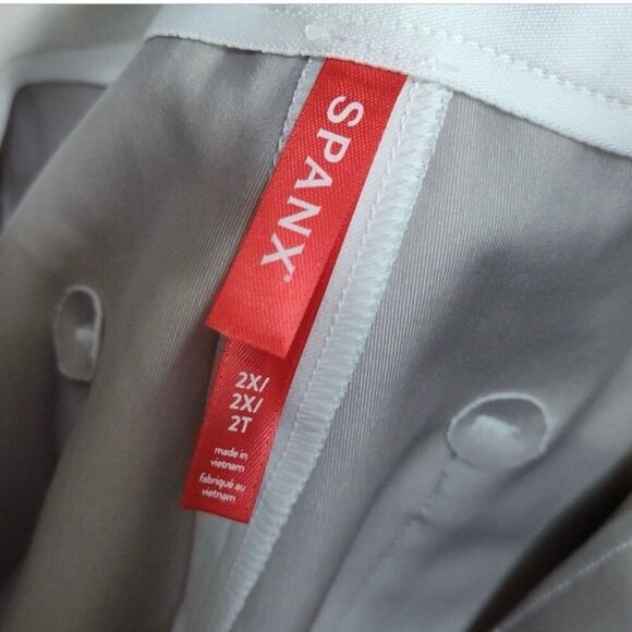 Spanx Womens On The Go Kick Flare Pants Classic White Plus Size 2X - Picture 6 of 7